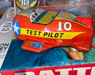 vintage tin toys 