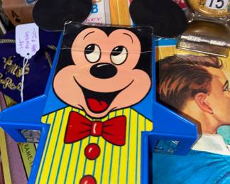 vtg mickey mouse handheld game