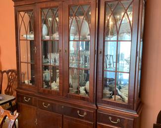 Ethan Allen china hutch