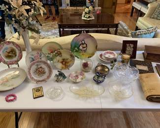 Decorative hanging plates and miscellaneous items