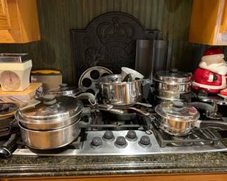 Stainless cookware
