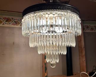 VINTAGE CHANDELIER