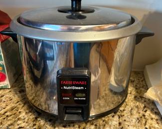 LARGE NUMBER OF SMALL APPLIANCES