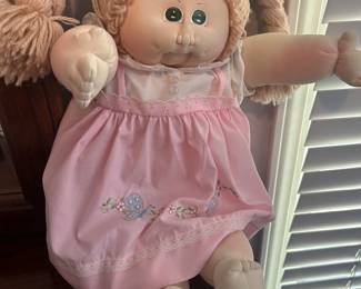 CABBAGE PATCH DOLL