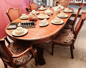 Dining table with 6 chairs