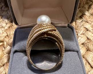 Custom 14K GOLD Ring with Center Pearl