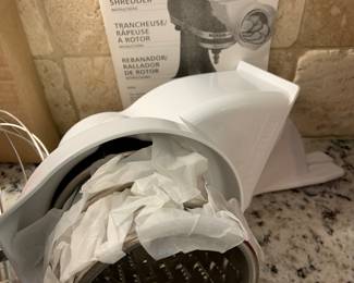 KITCHEN AID  mixer accessory slicer/chopper