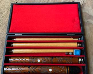 vintage carved pool cue in case