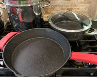 Emerill cast iron skillet, like new