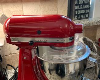 KITCHEN AID stand mixer, like new