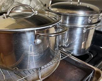 Stainless steel cookware