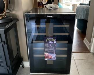 Cuisinart wine fridge 