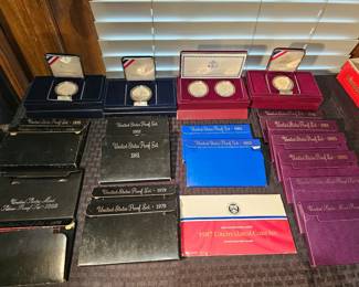 US & Foreign  Coins and Currency 