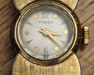 Vintage Timez Windup Watch
