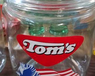 Glass Jar Tom's