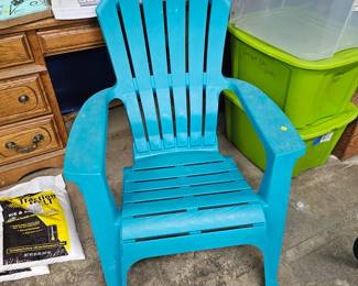 ADIRONDACK CHAIR