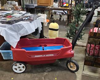 RADIO FLYER WAGON