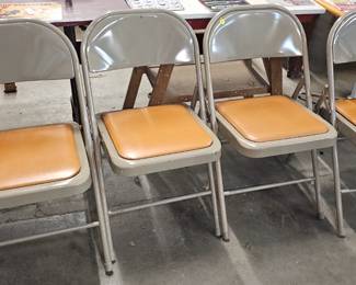 Folding Chairs 