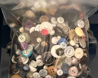 Thousands of buttons.