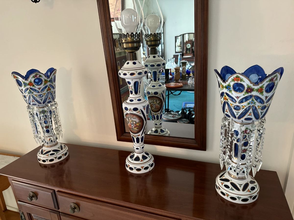 LUSTERS SOLD-LAMP IS AVAILABLE