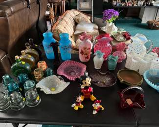 SMALL MICKEY & MINNIE SOLD