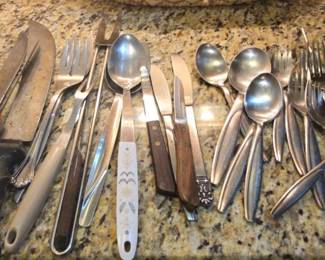 Kitchen Basics For The Silverware Drawer