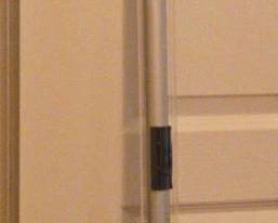 Hang It Dang It Quilt Hanger