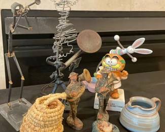 Small Decorative Figurines