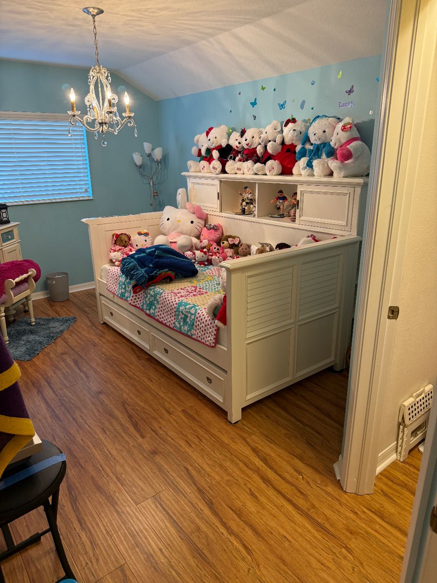 Land O Lakes treasure house starts on 10/4/2024