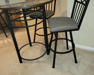 Bar table & 2 stools