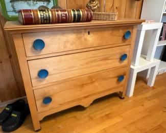 The Grote-Rankin Co. 3 Drawer Dresser 