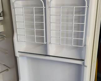 Haier Mini Refridgerator with Freezer