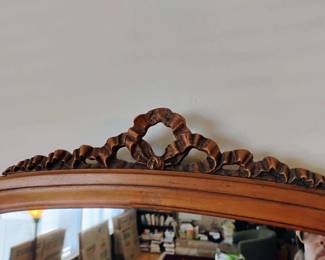 Traditional Style Wood Framed Mirror