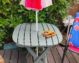 Green Plastic Portable Side Table