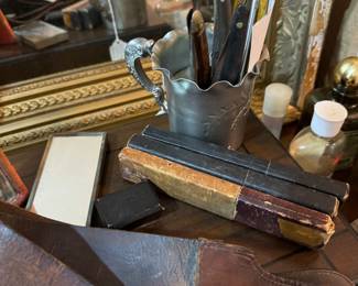 Vintage shaving blades 