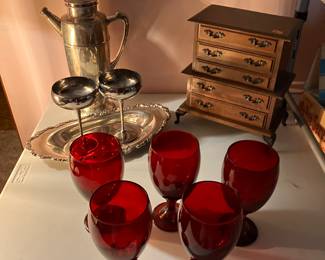 Martini set, red wine glasses, and jewelry box  