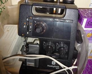 HUSKEY lock  serger 