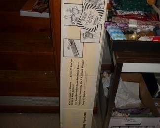 BOND knitting machine = NEW