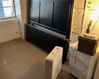 Large headboard, with box springs