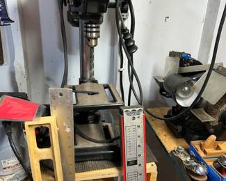 Drill press, many levels