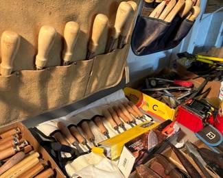 More wood carving and chisel tools