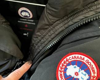 Canada Goose parka with fur hood Men's Medium.