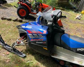 2006 Polaris Switch Back 600 Snowmobile **BID ITEM**  (8x12 trailer available too)