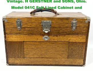 Lot 1747 White Oak machinist tool box. Vintage. H GERSTNER and SONS, Ohio. Model 041C Felt Lined Cabinet and