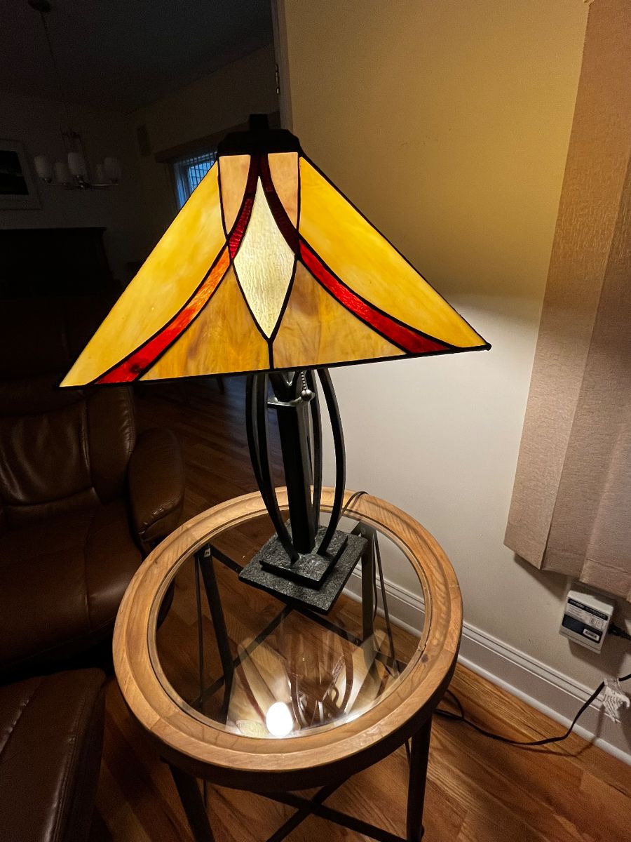 Tiffany Style Lamp