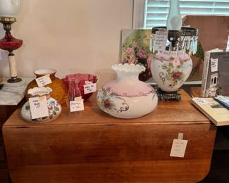 Drop down table, Gone with the wind lamp and other lamp tops
