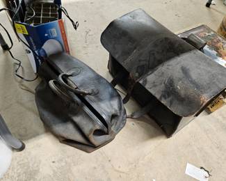 Leather dr bags 