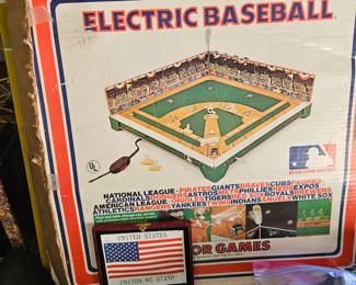 Electric baseball