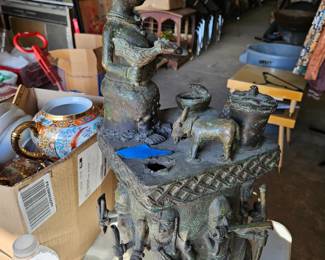 African bronze alter