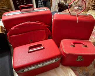 Vintage Samsonite Red Luggage Set